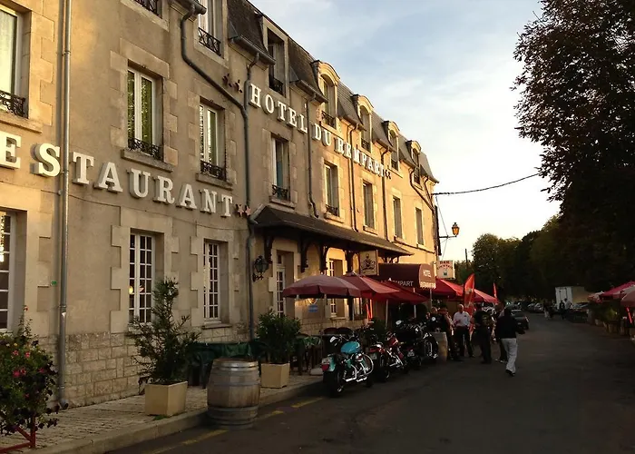 Du Rempart